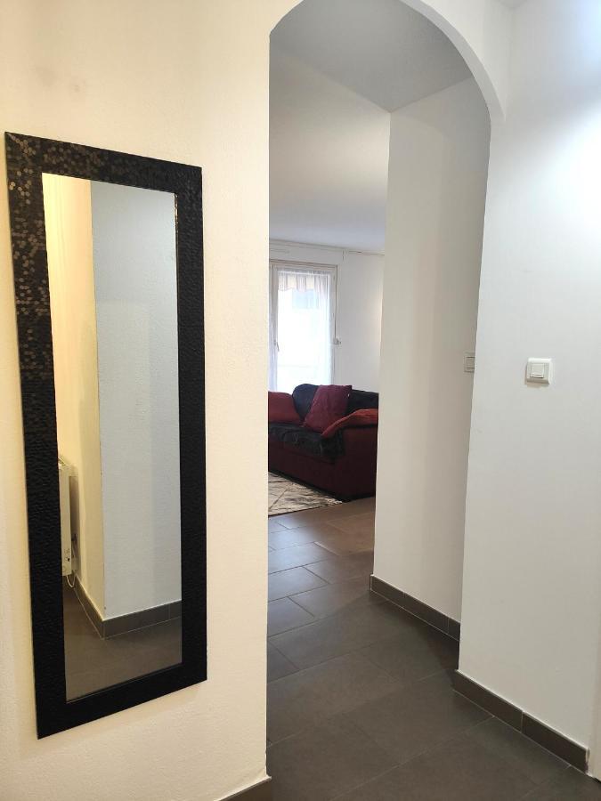*Appart Lily* Parking* 5 Min Du Coeur De Ville Aubagne Εξωτερικό φωτογραφία