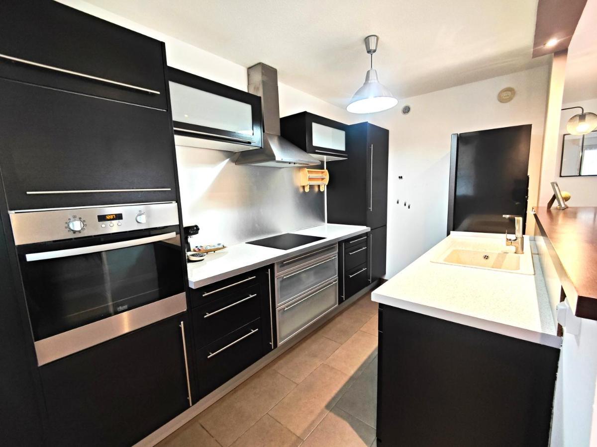 *Appart Lily* Parking* 5 Min Du Coeur De Ville Aubagne Εξωτερικό φωτογραφία
